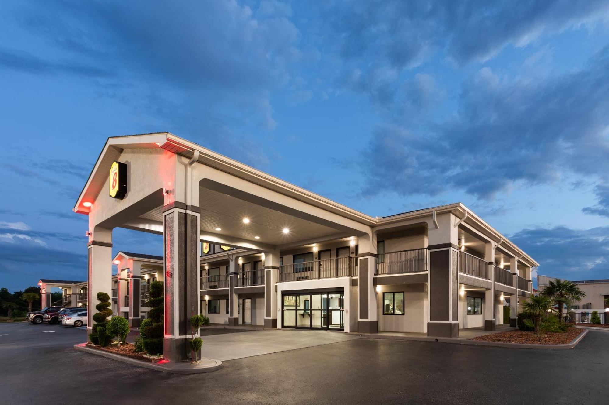 Super 8 By Wyndham Prattville Montgomery Dış mekan fotoğraf