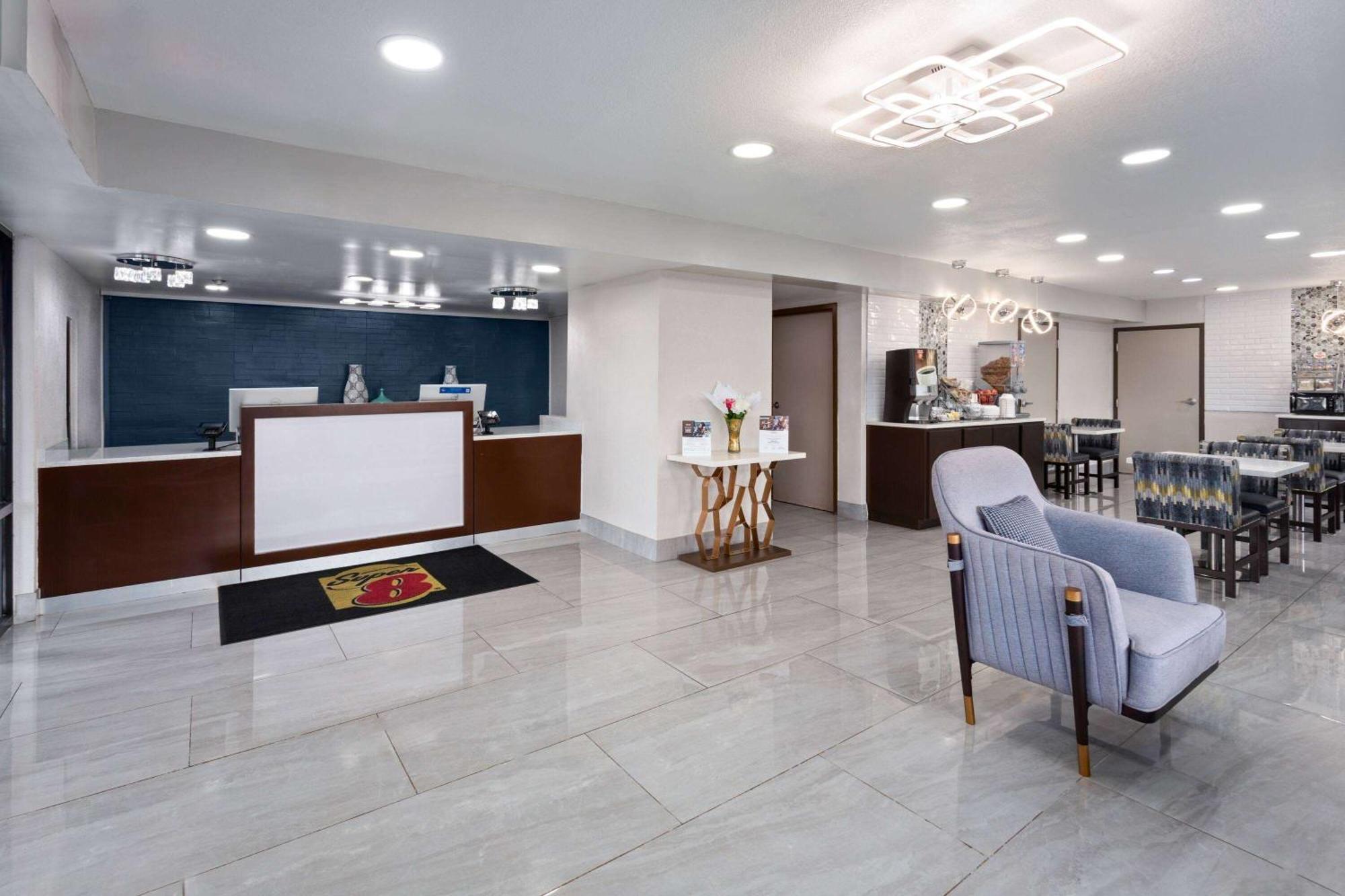 Super 8 By Wyndham Prattville Montgomery Dış mekan fotoğraf