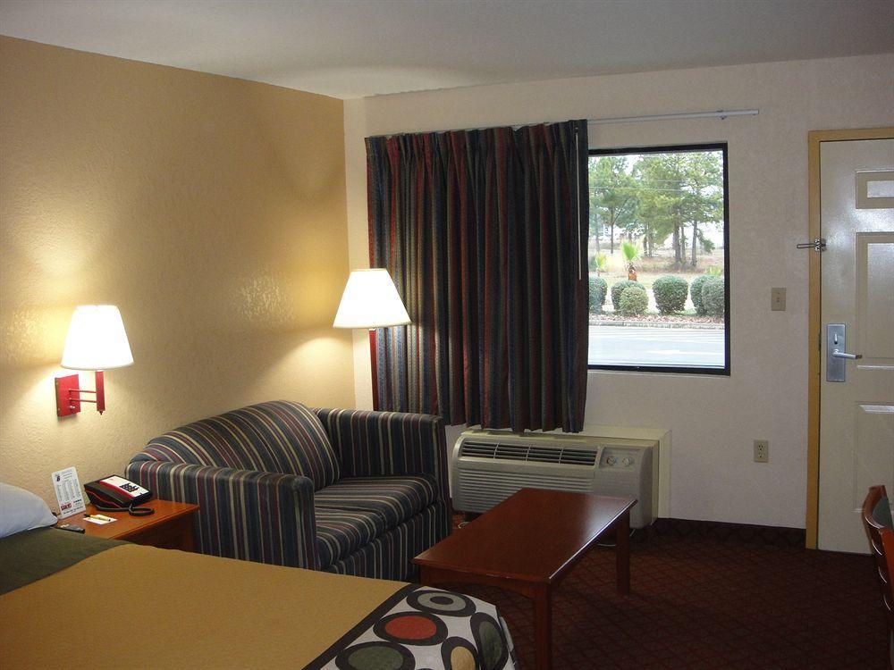 Super 8 By Wyndham Prattville Montgomery Dış mekan fotoğraf