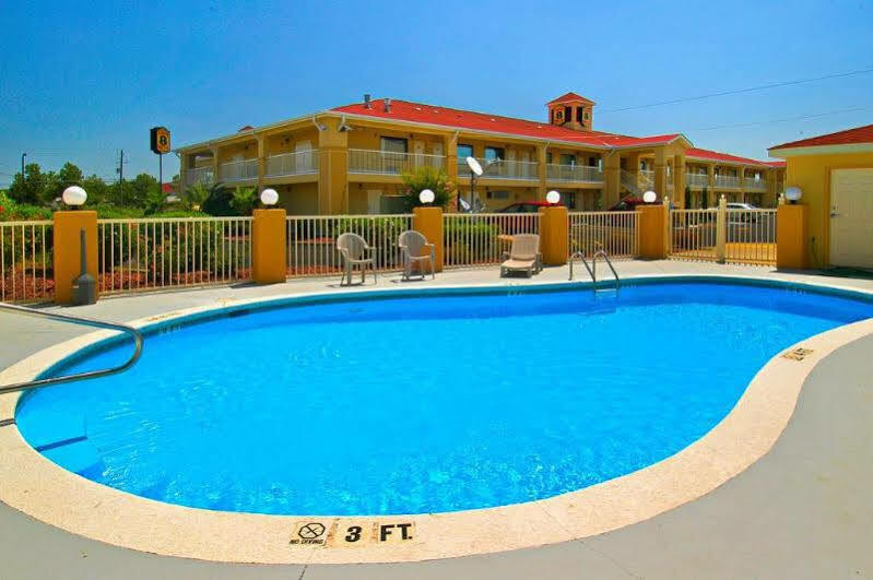 Super 8 By Wyndham Prattville Montgomery Dış mekan fotoğraf